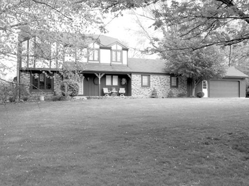 Property photo 13 - Real Estate Auction - 5 Bedroom Home